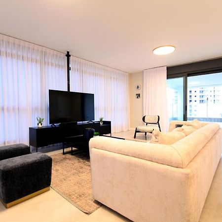 Mini Penthouse Near The Beach Νετάνια Εξωτερικό φωτογραφία