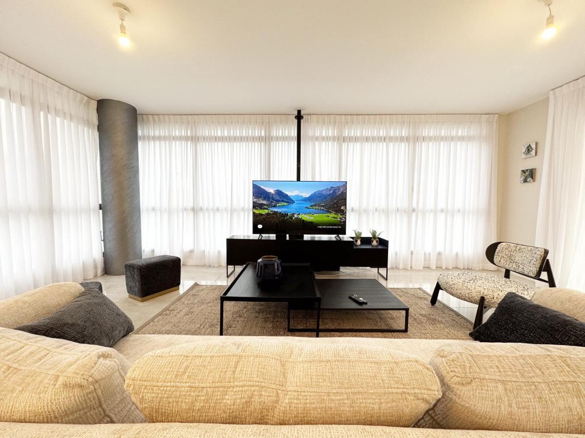 Mini Penthouse Near The Beach Νετάνια Εξωτερικό φωτογραφία
