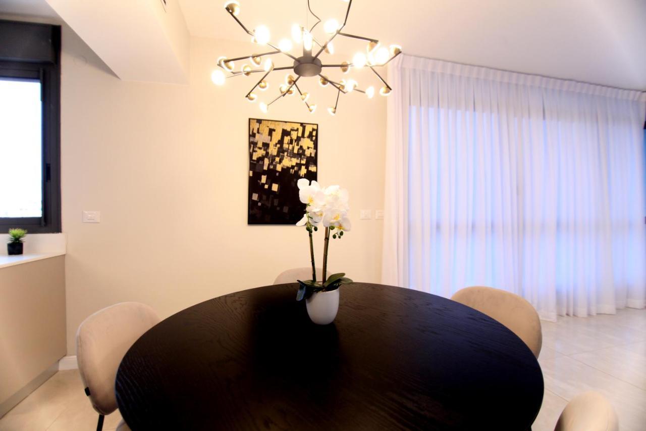 Mini Penthouse Near The Beach Νετάνια Εξωτερικό φωτογραφία
