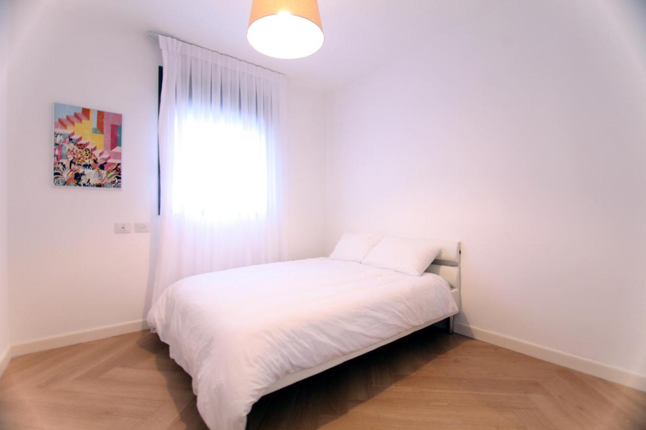 Mini Penthouse Near The Beach Νετάνια Εξωτερικό φωτογραφία