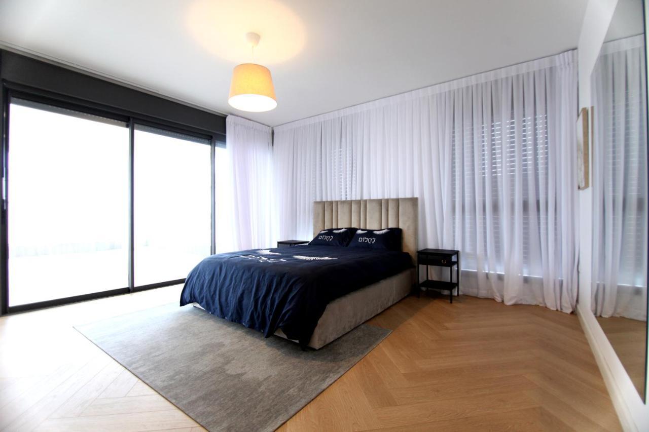 Mini Penthouse Near The Beach Νετάνια Εξωτερικό φωτογραφία